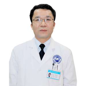 門診主任 張志高